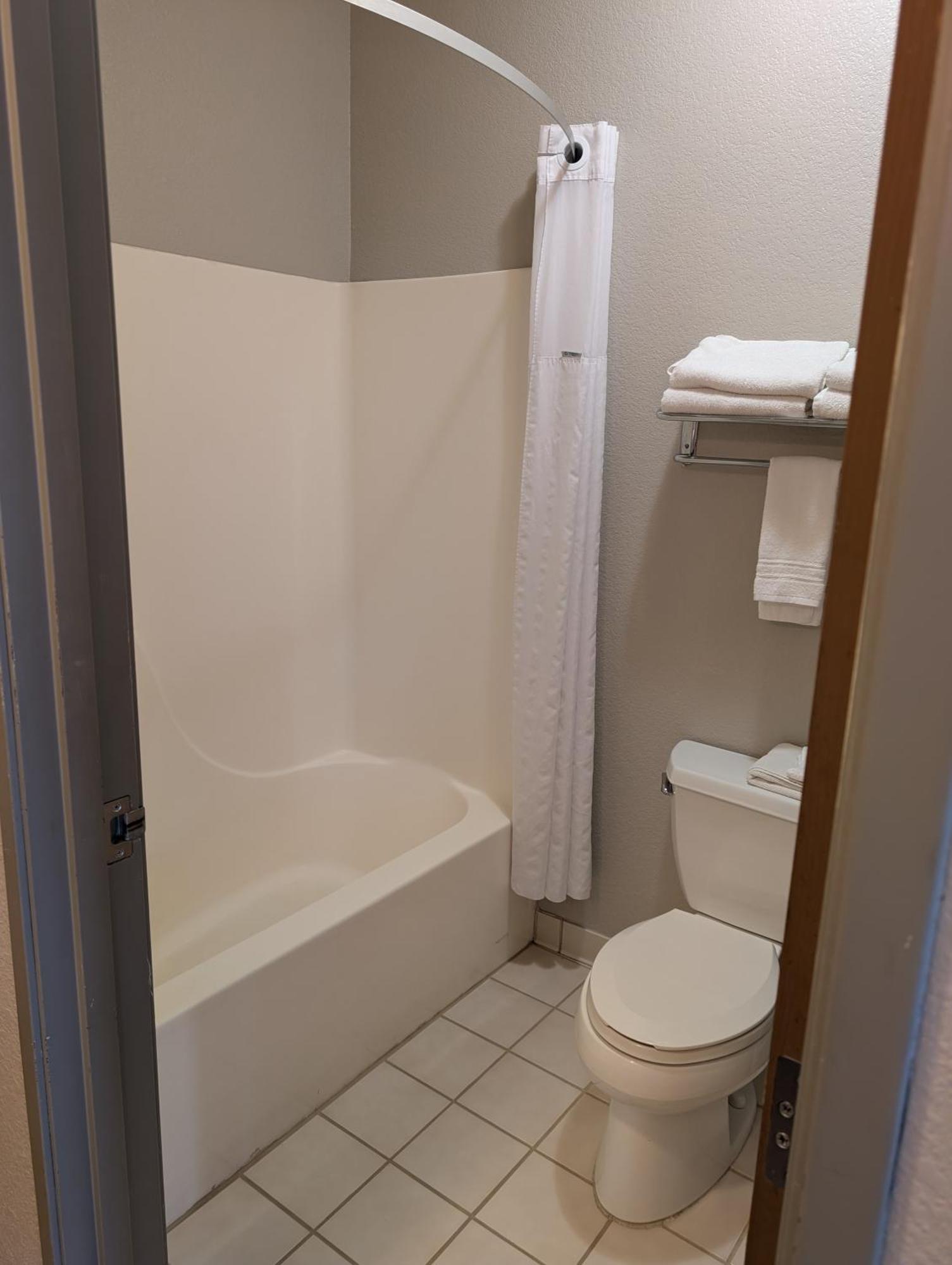 Days Inn & Suites By Wyndham Castle Rock Ngoại thất bức ảnh