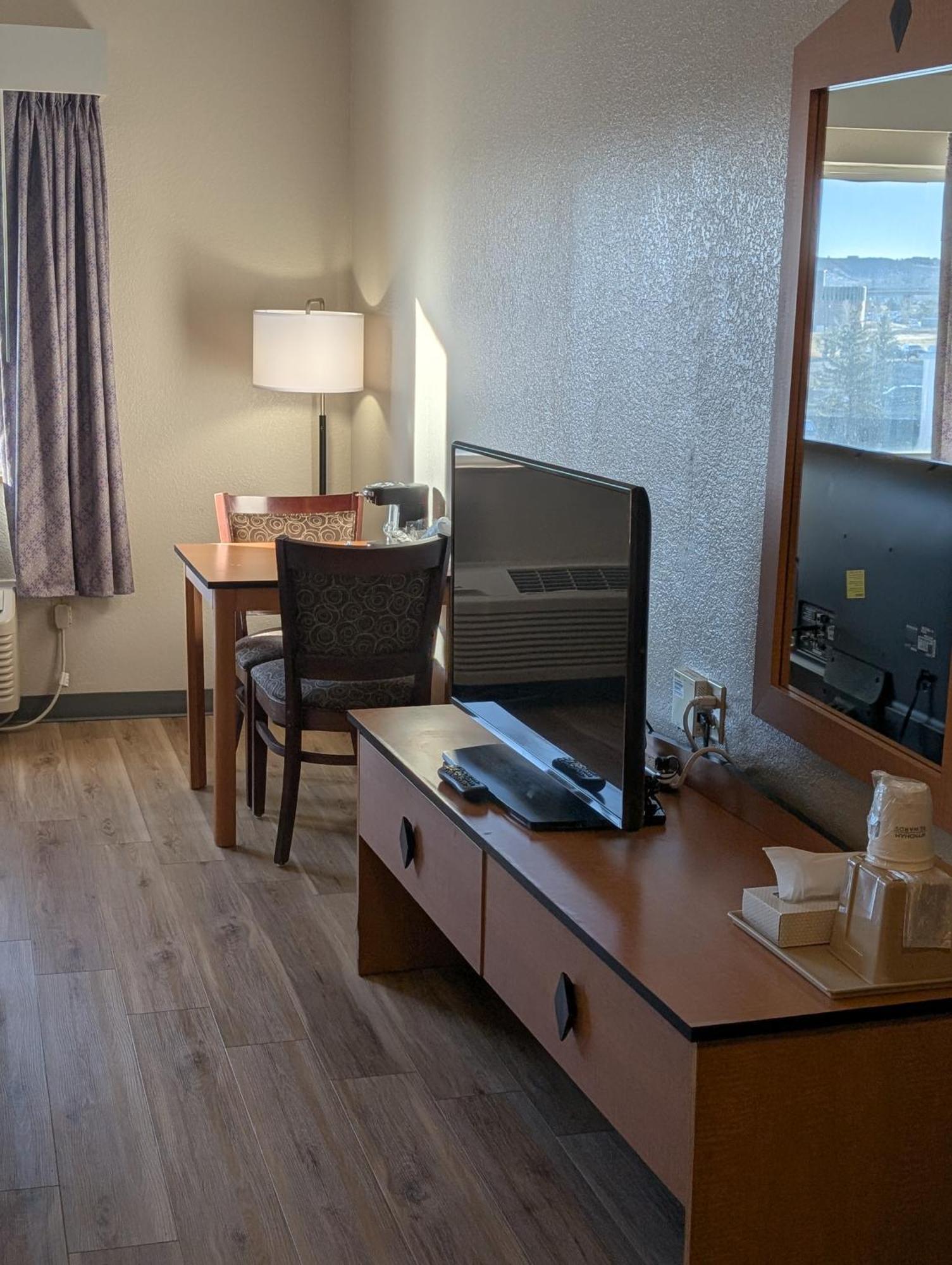 Days Inn & Suites By Wyndham Castle Rock Ngoại thất bức ảnh