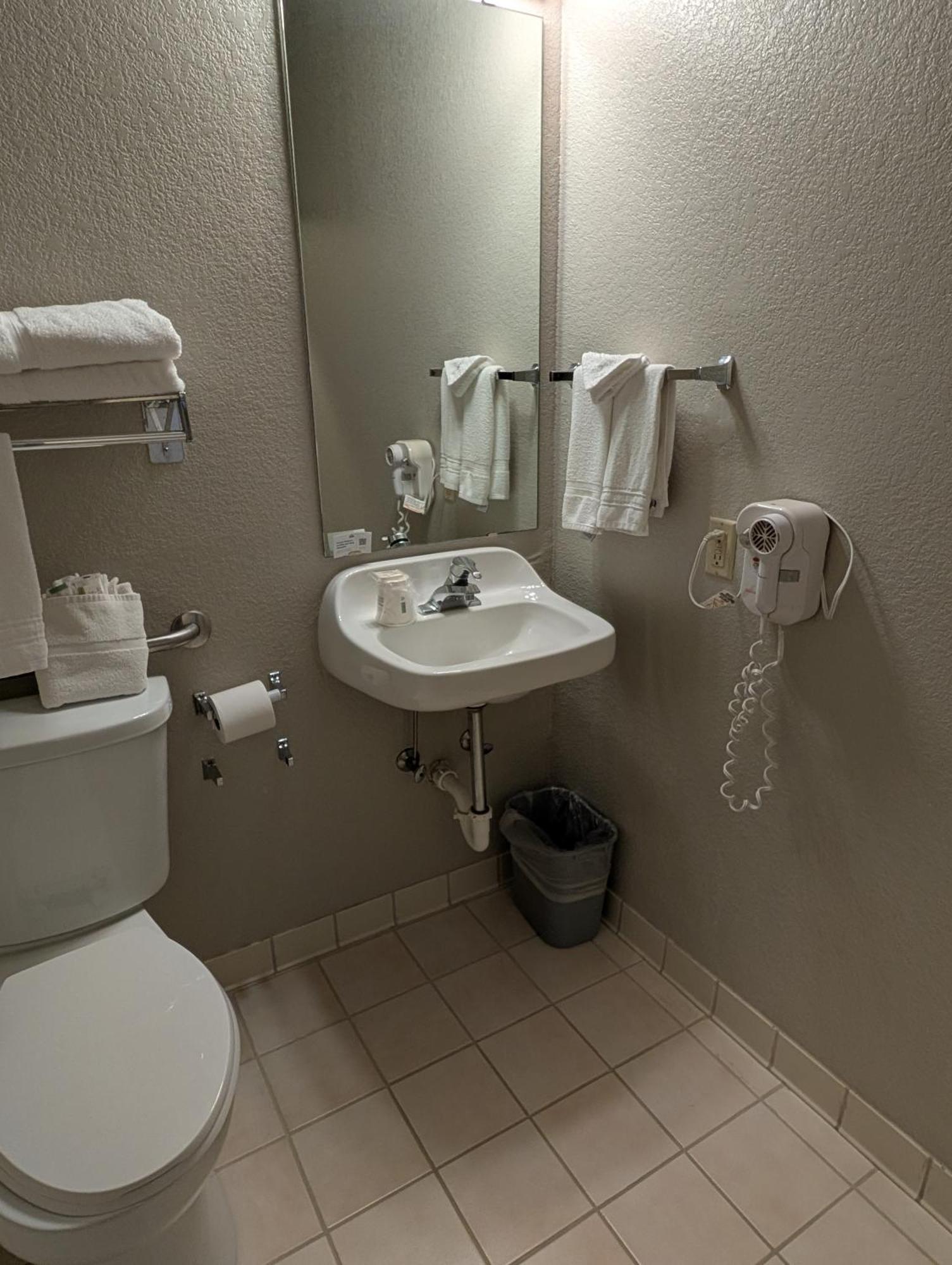 Days Inn & Suites By Wyndham Castle Rock Ngoại thất bức ảnh