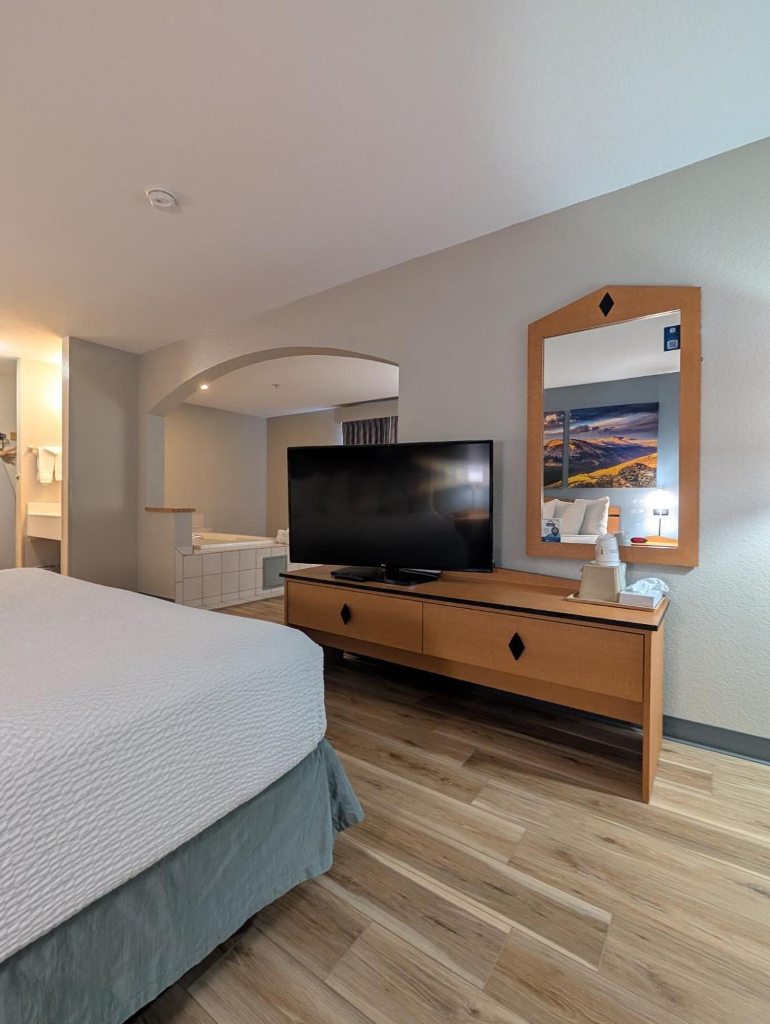 Days Inn & Suites By Wyndham Castle Rock Ngoại thất bức ảnh