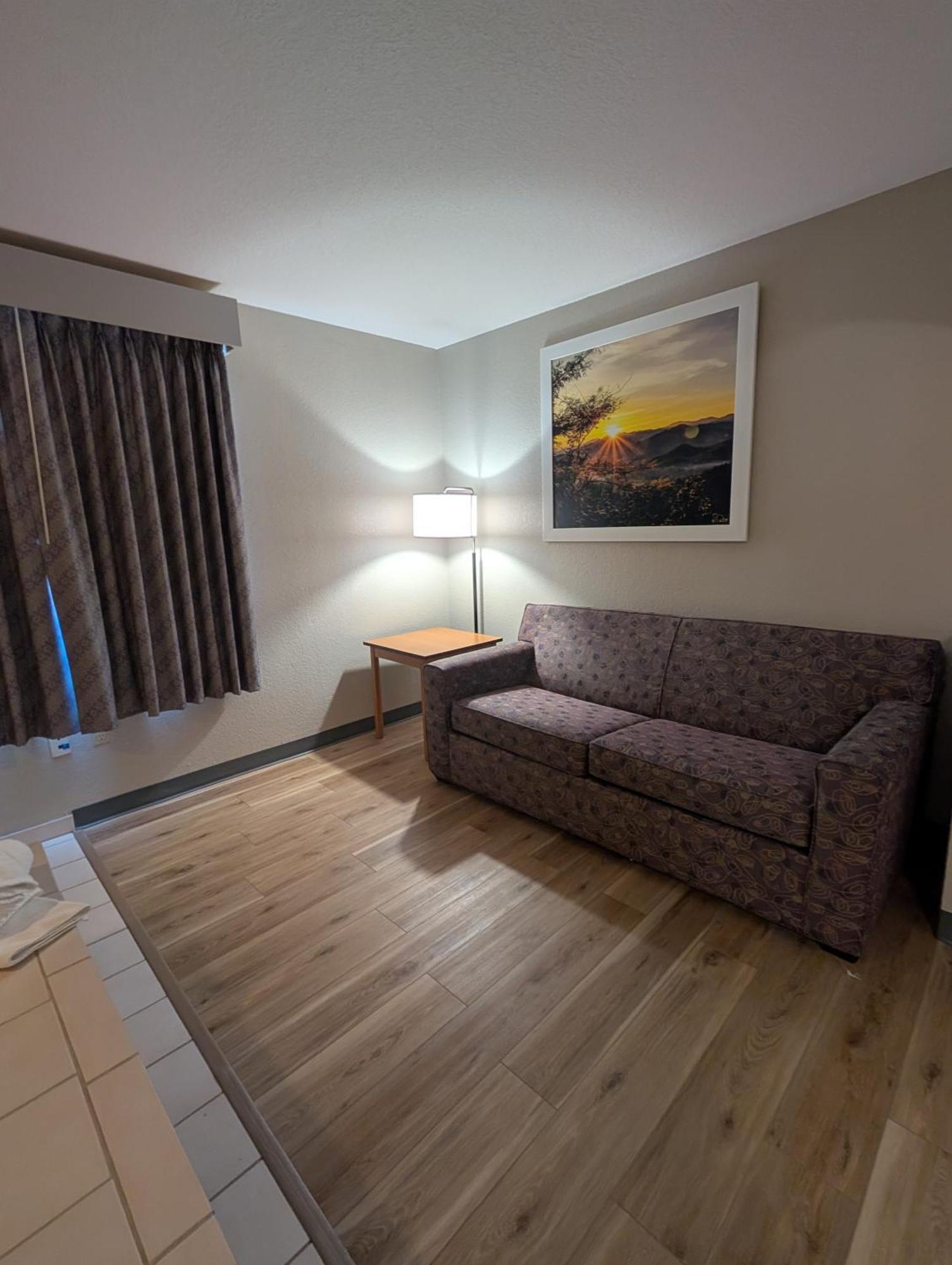 Days Inn & Suites By Wyndham Castle Rock Ngoại thất bức ảnh