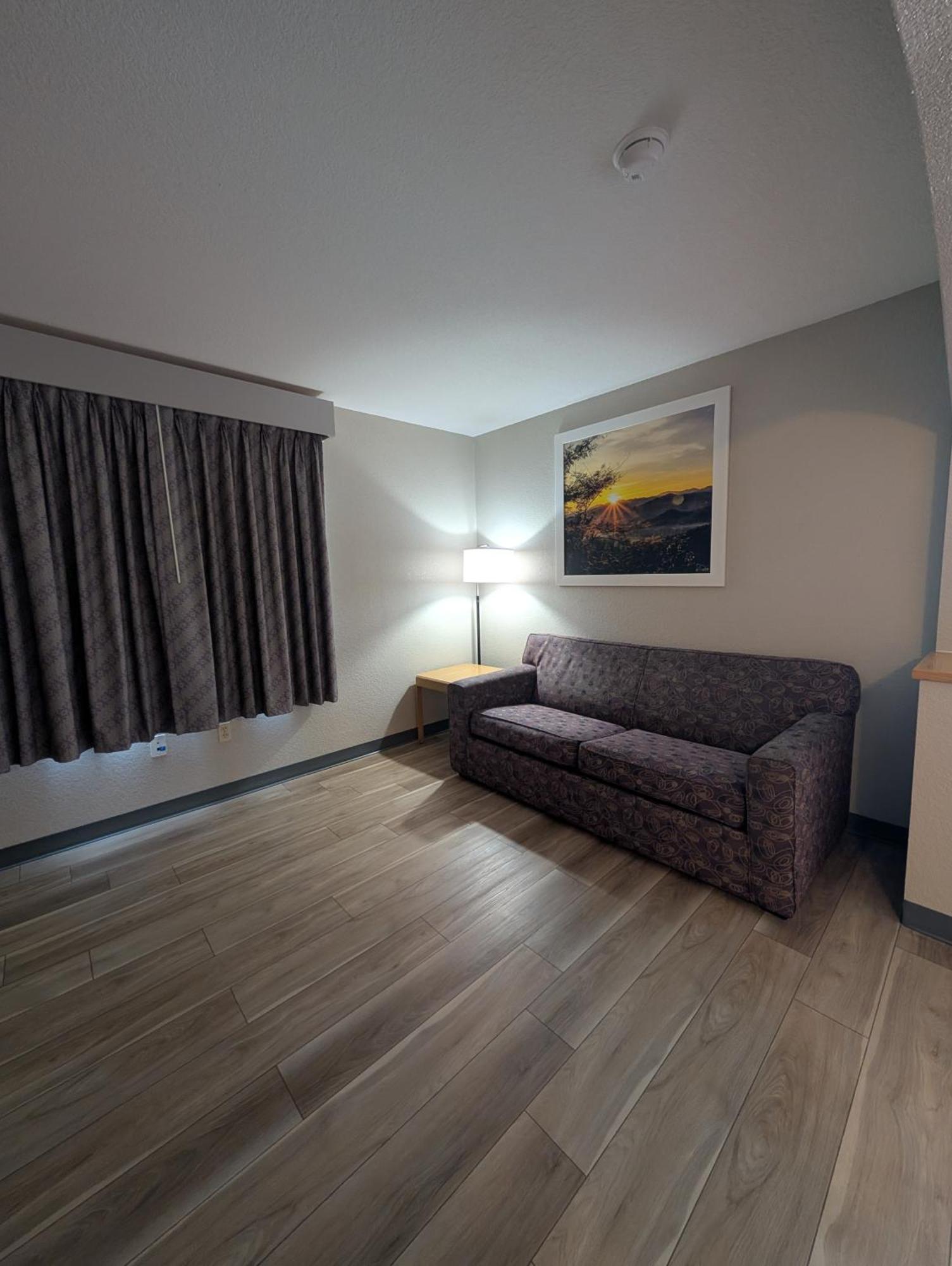Days Inn & Suites By Wyndham Castle Rock Ngoại thất bức ảnh